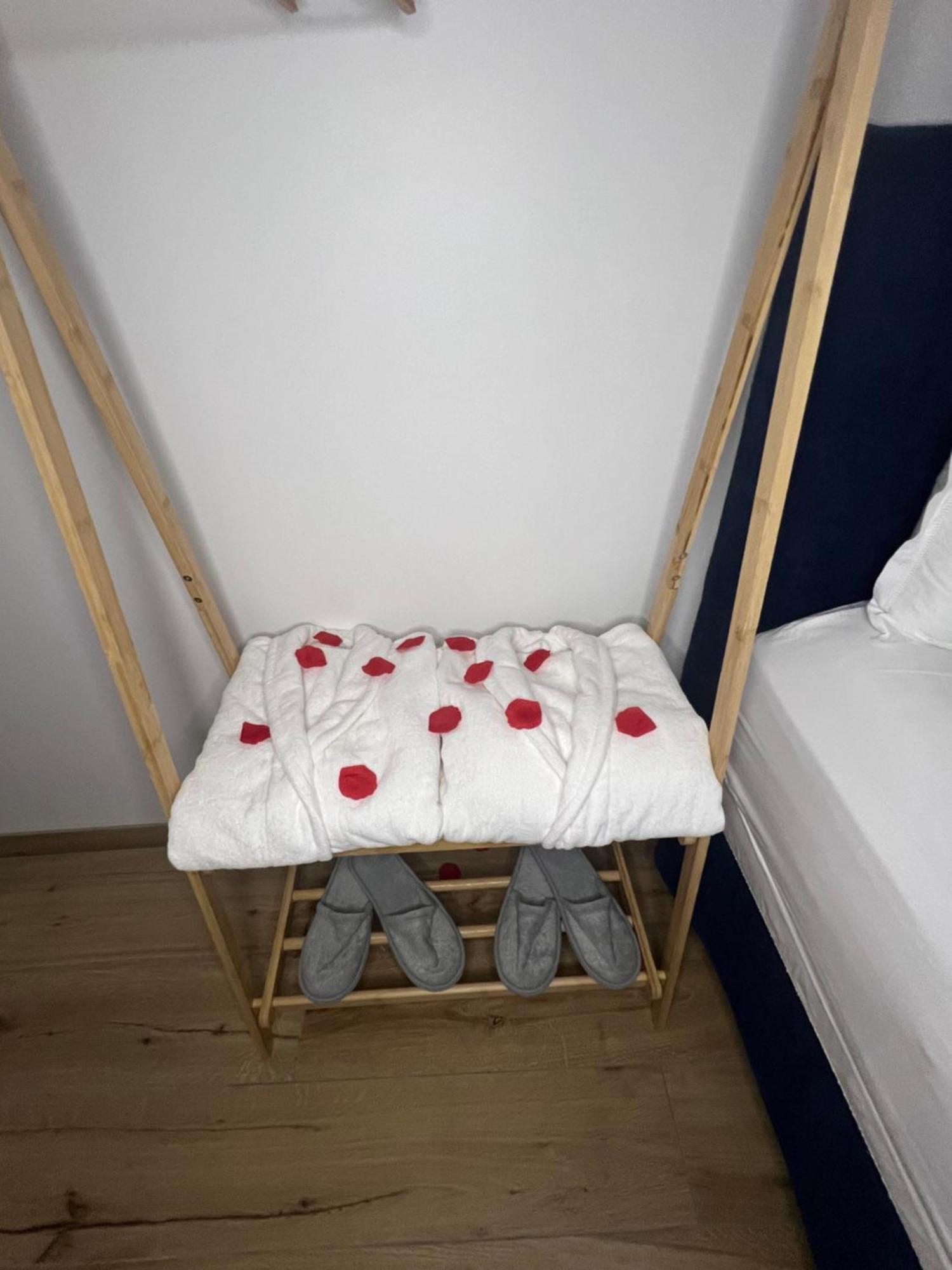 Saint-Lyé Evasion Spa 10 מראה חיצוני תמונה